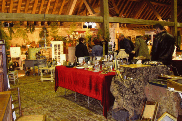 Le marché aux antiquaire