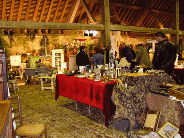 Le marché aux antiquaire