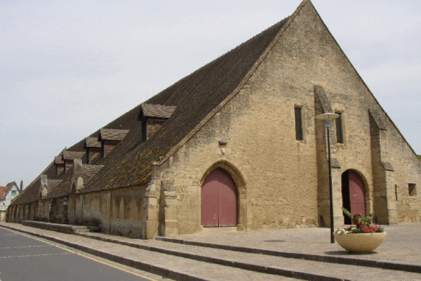 Halle médiévale - Saint-Pierre-sur-Dives