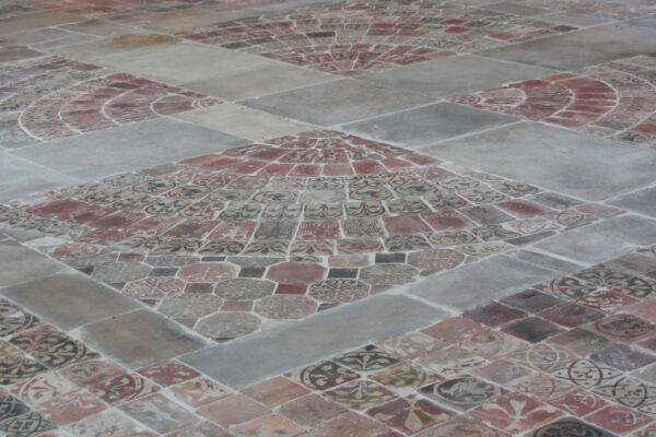 Pavement abbatiale